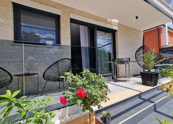 Apartman Alessandra D'or *