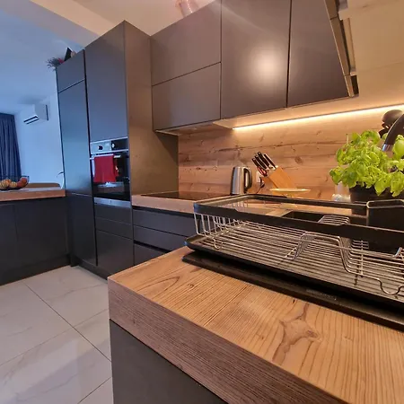 Alessandra D'or Apartment *